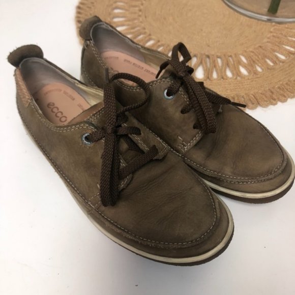 Ecco Shoes - ECCO comfort green lace up sneakers size 38